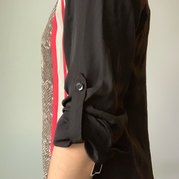 INC geometric snake print tab sleeve tunic - Picture 6 of 8